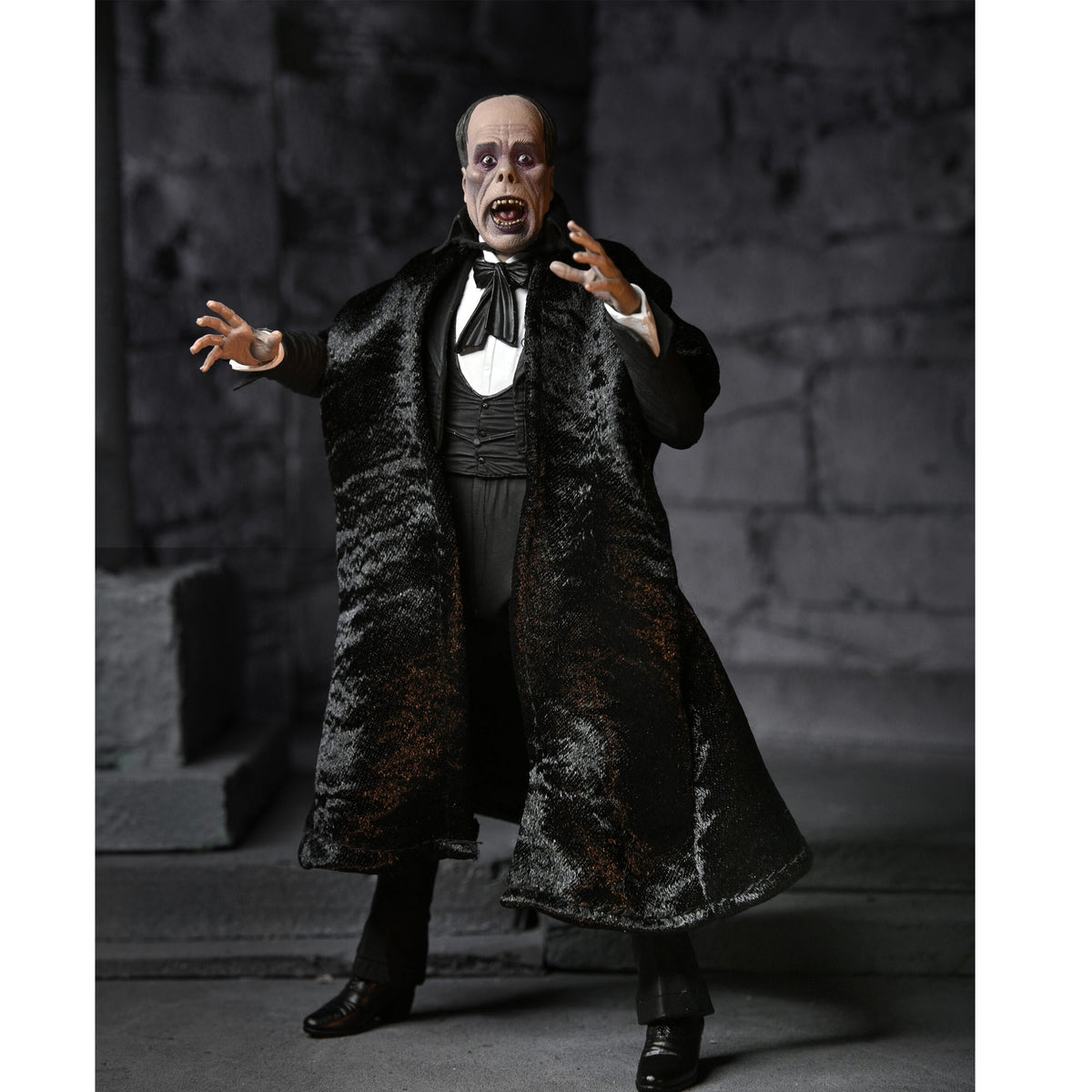 NECA Universal Monsters Phantom of The Opera (1925) (Color) 2do Pago