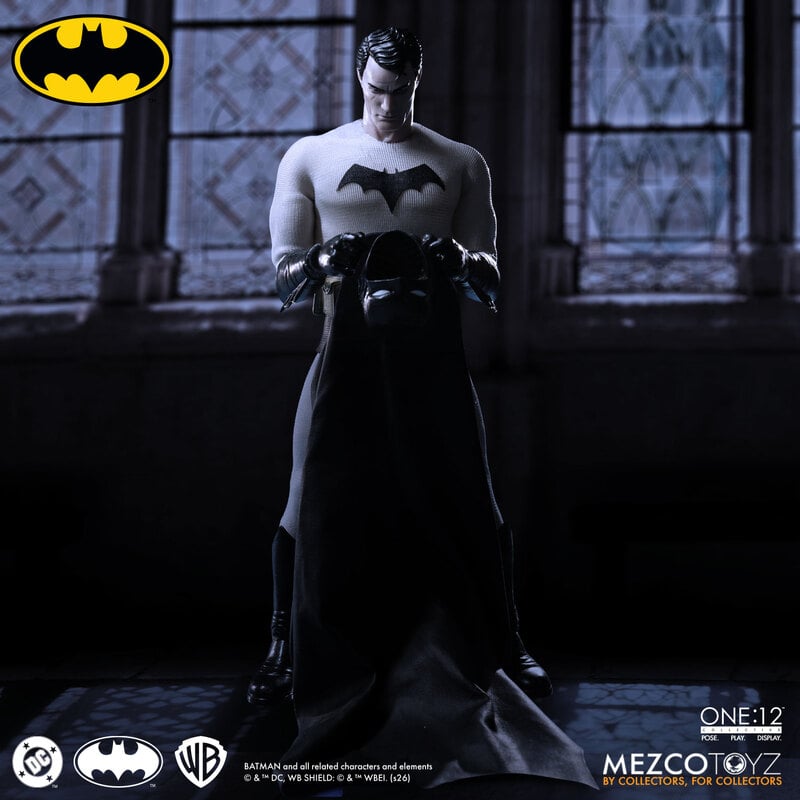 Mezco One:12 Batman Year One